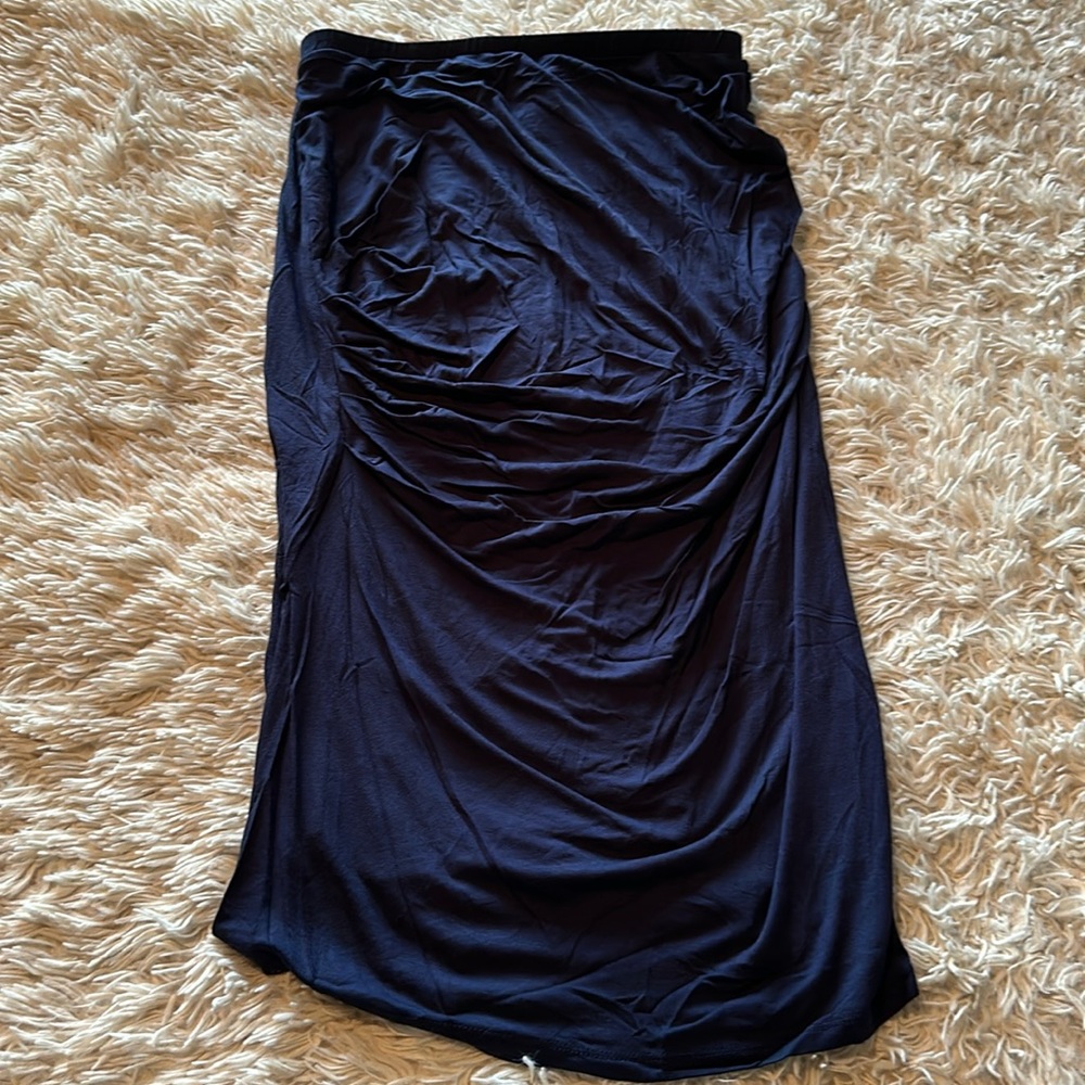 Cherish Ruched Midi Skirt, NWOT, size M.